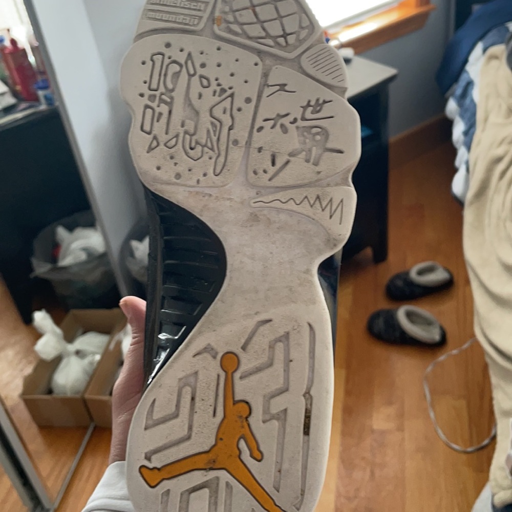 Jordan 9 - Picture 7 of 7